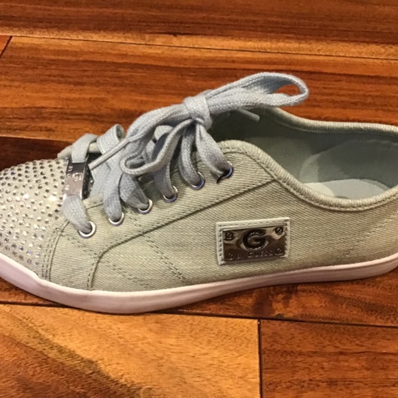 G by Guess Matrix Low Top Sneaker - Picture 3 of 6